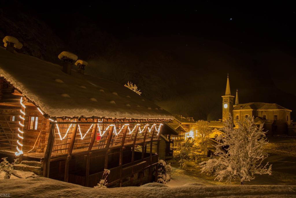 Tre Alberi Liberi Bed & Breakfast Alagna Valsesia Exterior photo